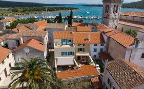 At Home In Osor, Cres